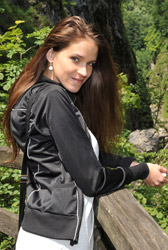 Eroberlin-Silvie-de-Lux-public-sex-austrian-rocky-gorge from Ero Berlin