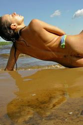 Fedorov-hd-Vika-lake-wet-slim-teen-blue-bikini-outdoor-beach from Fedorovhd